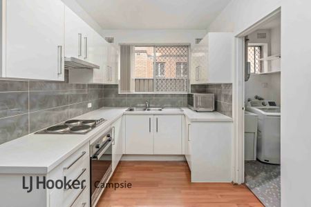 Ground Floor Renovated Apartment - Photo 3