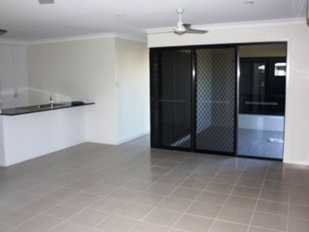 2 Trasero Lane, 4740, Beaconsfield Qld - Photo 5