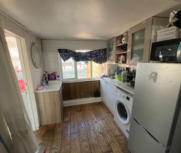 Studio Flat, Midhurst Avenue, CR0 - Photo 2