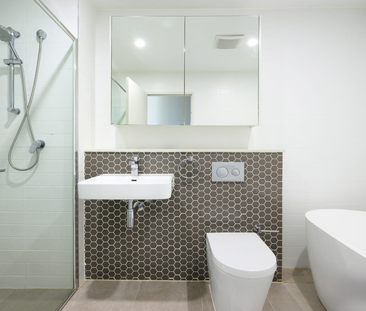 Spacious 2-Bedroom Apartment in Prime Carlingford Location - Photo 2