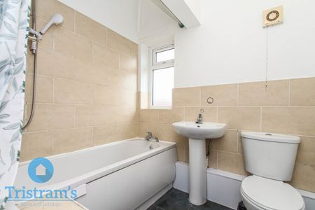 3 bed End Terraced House for Rent - Photo 3