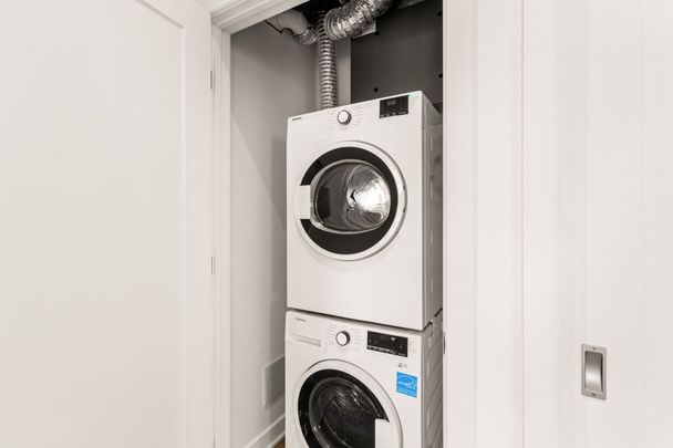 5 Rue d'Orly, #302 - Photo 1