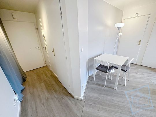 Appartement Voisins Le Bretonneux 1 pièce(s) 30 m2 - Photo 1