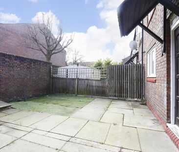 2 bedroom terraced house to rent - Photo 6