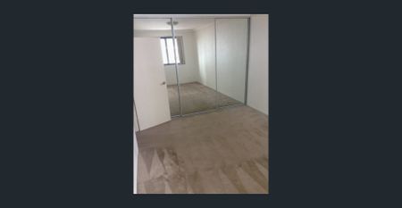 Modern 2 bedrooms apartment for lease in heart of Parramatta - Photo 2