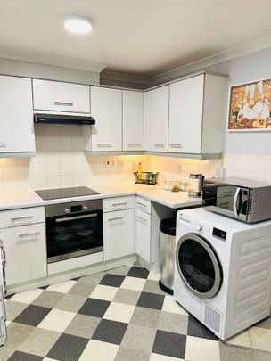 1 Bed Semi-Detached House, Richard House Drive, E16 - Photo 1