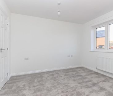 4 bedroom detached house to rent - Photo 5