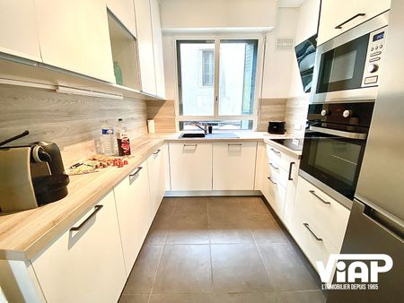 Appartement 4 pièces meublé de 106 m2 - Photo 2