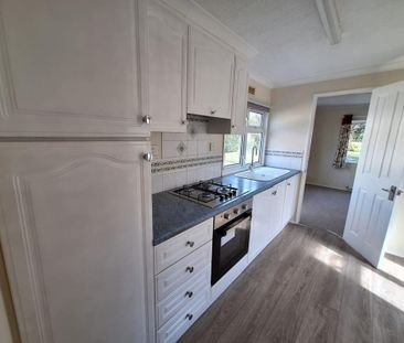 1 bedroom detached house to rent - Photo 3