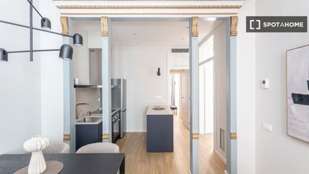 2 bedroom luxury Apartment for rent in Barcelona, Catalonia - Photo 4