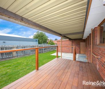 Great Location - Photo 2