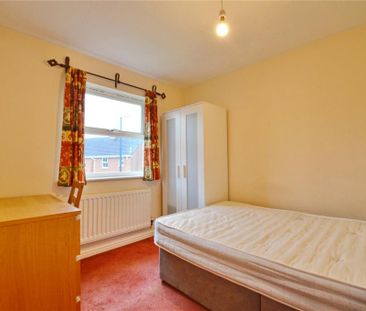 6 bedroom semi-detached house to rent - Photo 3