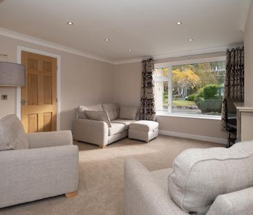 3 bedroom semi-detached house to rent - Photo 2