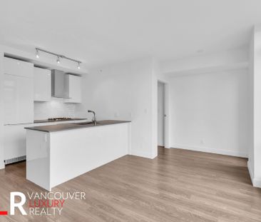 Condo in Downtown Vancouver, BC - Photo 5