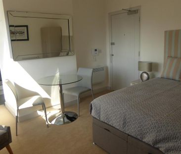 Studio to rent - Photo 3