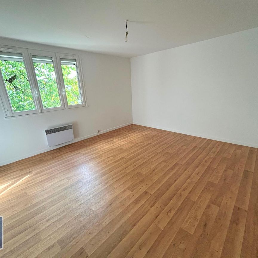 Location Appartement 1 pièce 30m² CHOLET 49300 - Photo 1