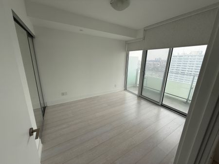 For Lease - 200 Bloor Street Unit# 1708, Toronto, Ontario - Photo 5