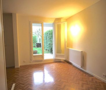 Studio Montigny-le-Bretonneux 36 m² - Photo 2