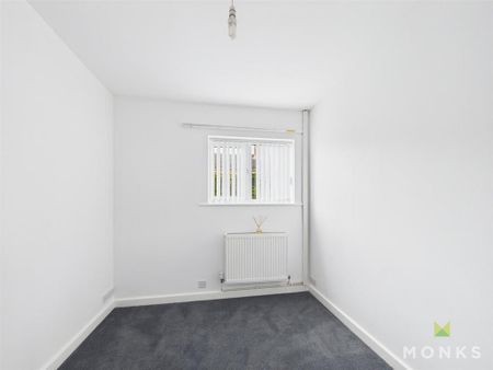 3 bedroom detached bungalow to rent - Photo 5