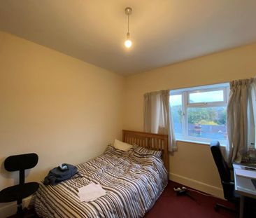 5 bedroom terraced house to rent - Photo 3
