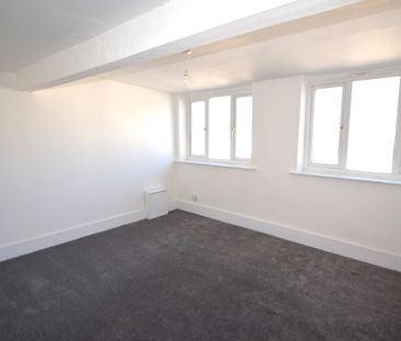 To Let 2 Bed Apartment - Photo 3