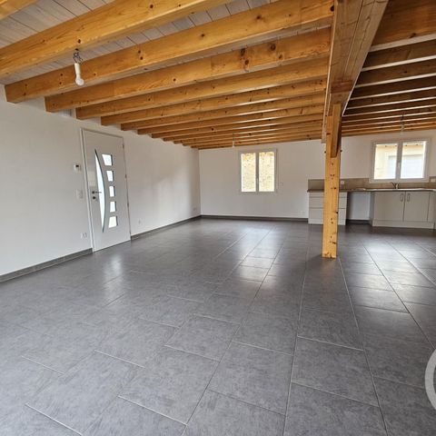 Maison à louer 5 pièces - 144 m2 SASSIERGES ST GERMAIN - 36 - Photo 1