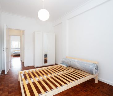 Lisboa, Lisbon 2775-756 - Photo 2