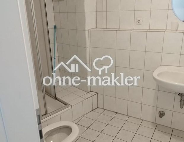 Schöne gemütliche ruhige 2 Zimmer Dachgeschoss Wohnung - Foto 1