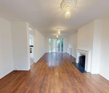 4 bedroom semi-detached house to rent - Photo 1