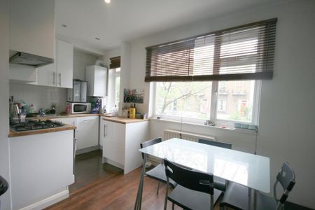 1 bedroom flat to rent - Photo 4