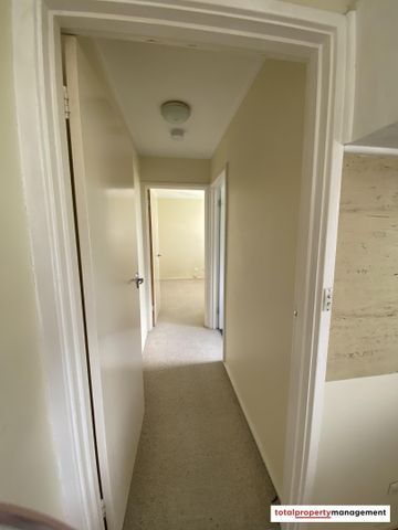 12A Barrow Place, Lyons ACT 2606 - Apartment For Rent | Domain - Photo 2