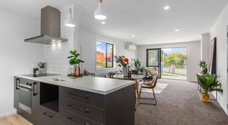 Easy Living in Whitby - Photo 5