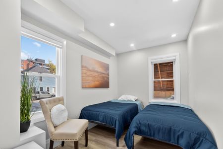 For Lease - 3 Wardrope Avenue, Hamilton, Ontario - Photo 3