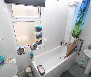Room For Rent Wood Road, Pontypridd - Photo 4