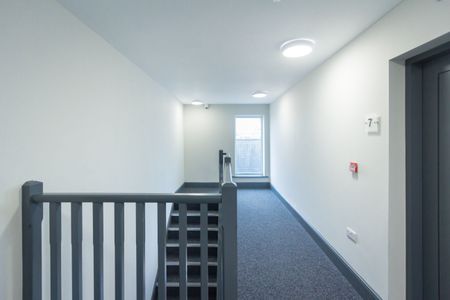 Latimer House, Birmingham, B15 - Photo 2