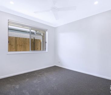 SPACIOUS HOME PERFECT FOR YOUR FAMILY! - Photo 2