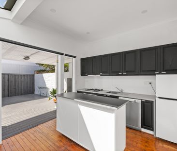 59 Ormond Street, Paddington NSW 2021 - Terrace For Rent | Domain - Photo 3