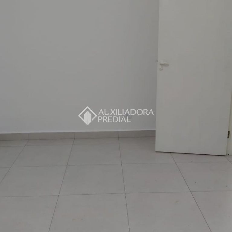Casa com 3 quartos e 141m² para alugar em Jardim do Mar, São Bernardo do Campo. - Photo 1