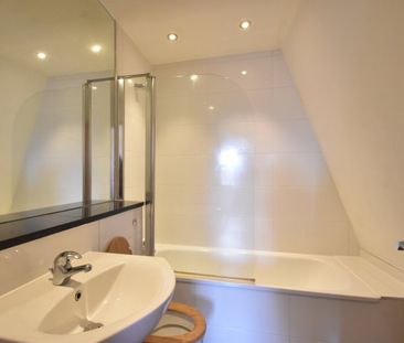 Molesey Road, Hersham, Walton-on-Thames, KT12 - Photo 1