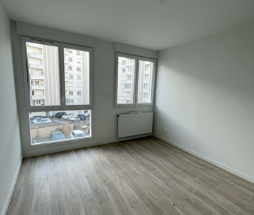 Location Appartement 3 pièces 67m² ROANNE 42300 - Photo 3