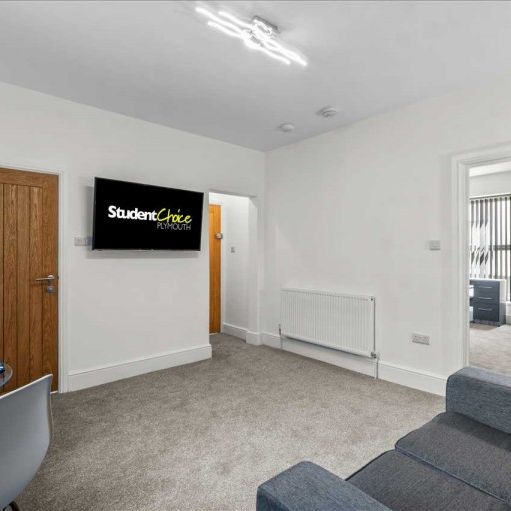 Chedworth Street, Plymouth - Photo 1