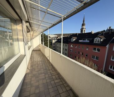 Wuppertal Elberfeld: Modernisierte und helle 3-Zimmerwohnung mit Ba... - Photo 2