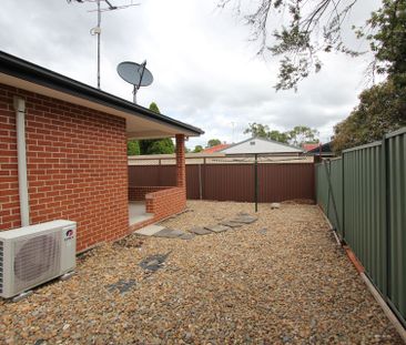 Great Two Bedroom Granny Flat - Photo 2