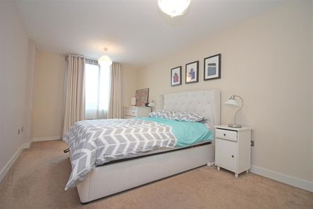 1 Bedroom Flat To Let - Photo 5