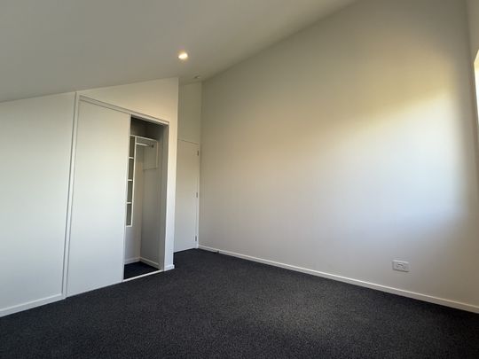 Unit 5, 102 Edinburgh Street, Spreydon, Christchurch - Photo 1
