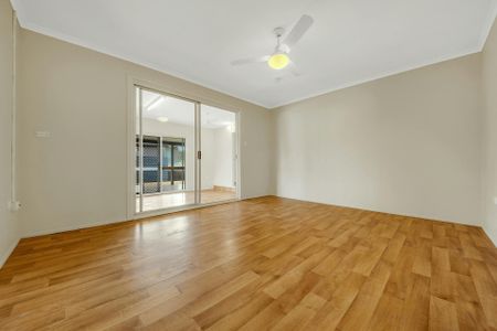 Family Living in a Quiet Cul-de-Sac - Photo 2