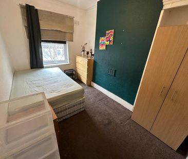 Room in a Shared Flat, Ranelagh Road, NW10 - Photo 6
