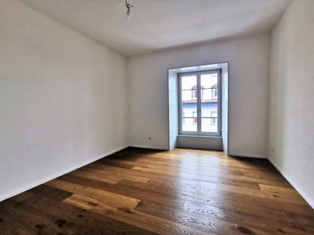 Appartement neuf de 3.5 pièces dans un bâtiment historique - Photo 3