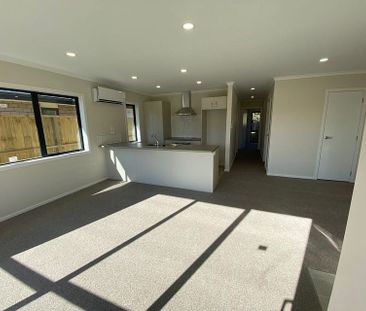 Modern 3BR Townhouse in Fairfield! - Photo 5