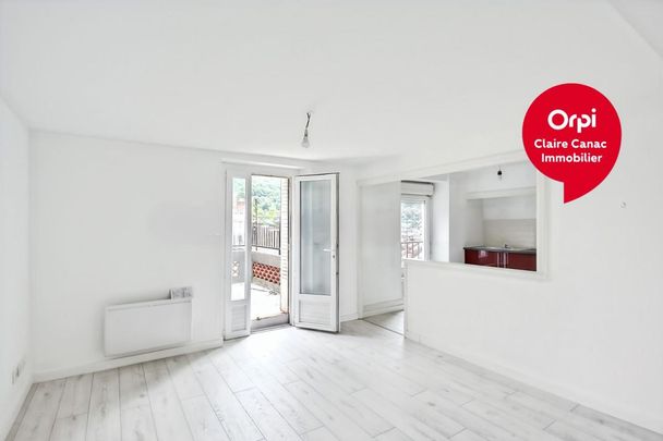Location Appartement 2 pièces 43m² MAZAMET 81200 - Photo 1